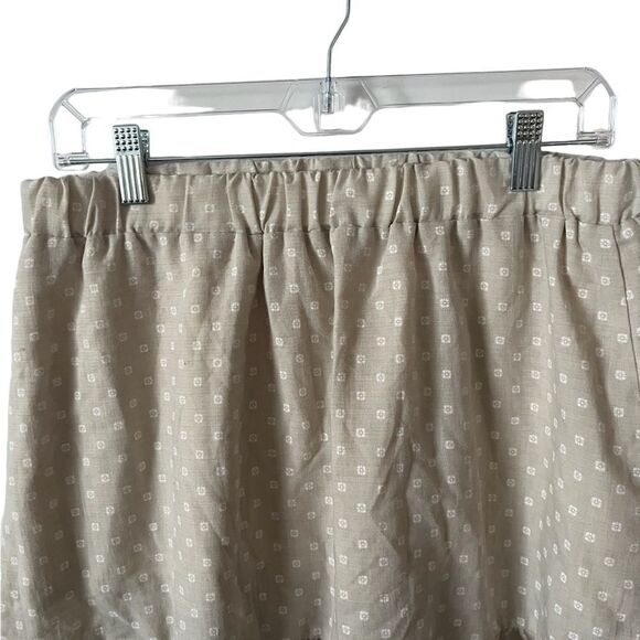 Princess Polly Secret Shadow Mini Skirt in Beige with White Polka Dots Size 10 - Picture 3 of 7
